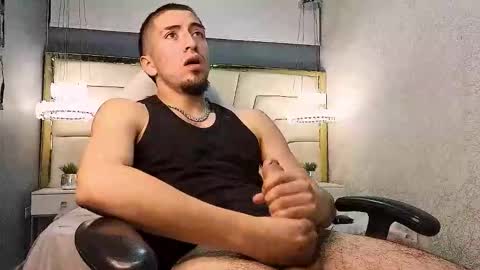 Snapshot of king_dante_ chatting on October 8, 2:10 pm King Dante  online show from October 8, 2:10 pm
