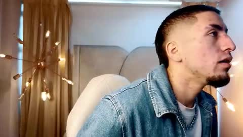Snapshot of king_dante_ chatting on September 27, 2:15 pm King Dante  online show from September 27, 2:15 pm