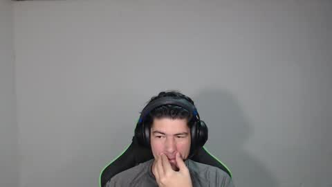 Carlos online show from October 5, 6:01 pm