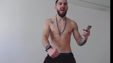 KingKarlos  online show from December 19, 10:13 am