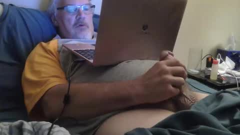kingtongue10 online show from June 8, 10:27 am