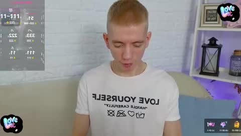 Snapshot of kireev_ chatting on January 13, 6:27 am    online show from January 13, 6:27 am