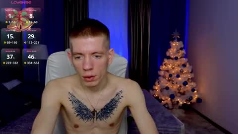Snapshot of kireev_ chatting on December 18, 6:43 am    online show from December 18, 6:43 am