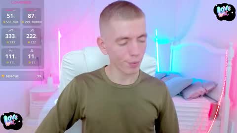 Snapshot of kireev_ chatting on October 10, 8:02 pm    online show from October 10, 8:02 pm