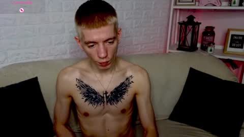 Snapshot of kireev_ chatting on January 4, 6:41 am    online show from January 4, 6:41 am