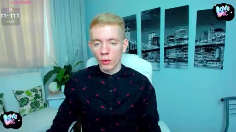 Snapshot of kireev_ chatting on February 21, 9:34 am    online show from February 21, 9:34 am