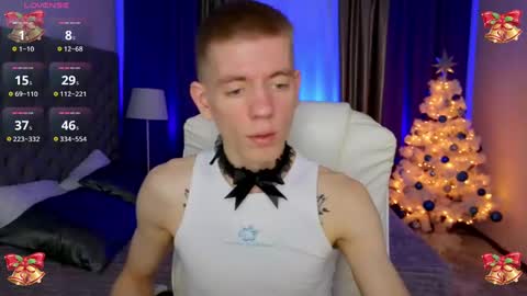 Snapshot of kireev_ chatting on December 21, 8:28 am    online show from December 21, 8:28 am