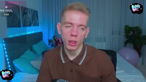 Snapshot of kireev_ chatting on February 5, 10:19 am    online show from February 5, 10:19 am