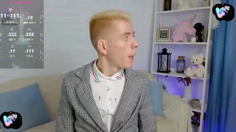 Snapshot of kireev_ chatting on January 19, 1:01 pm    online show from January 19, 1:01 pm