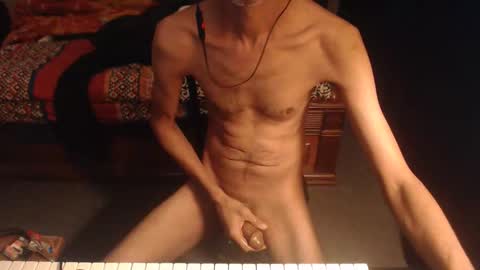 Your Man online show from November 21, 7:40 am