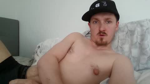 Snapshot of kittenfoxxx chatting on March 4, 9:00 pm kittenfoxxx online show from March 4, 9:00 pm