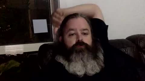 Kiwiabroad online show from February 12, 11:38 am