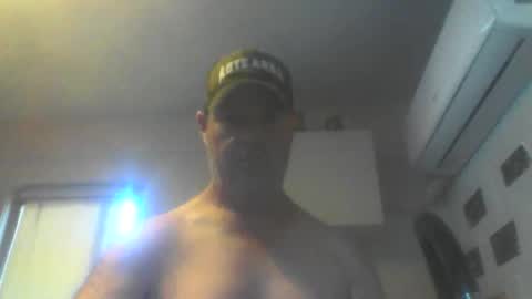 kiwiguy19773 online show from February 6, 2:52 am