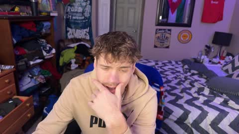 Kyle online show from January 1, 2:52 pm