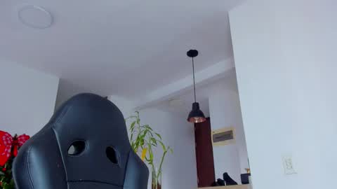 klinsmannwalton online show from November 9, 12:09 pm