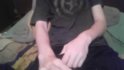 Snapshot of knobody79995 chatting on October 29, 3:20 am Knobody79995 online show from October 29, 3:20 am