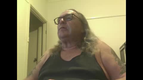 knobout online show from November 18, 10:30 am