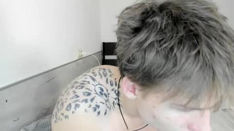 Snapshot of knotsiemens chatting on October 12, 9:09 pm Adam online show from October 12, 9:09 pm