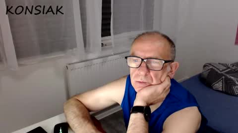 Komsiak online show from September 17, 6:20 pm