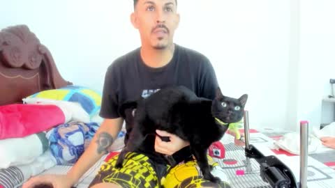 Diego y Edgar online show from January 11, 7:39 pm