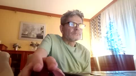 Snapshot of korek24hot chatting on December 31, 1:26 am Korek online show from December 31, 1:26 am