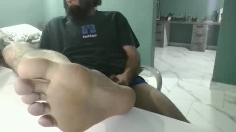 Koto Bombon online show from December 1, 4:15 am