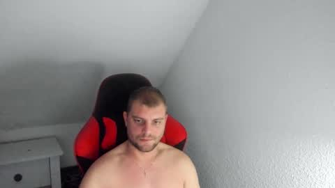 Bartek online show from November 9, 11:42 pm