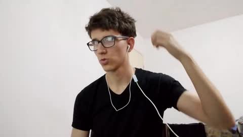 Facu online show from December 27, 4:11 pm