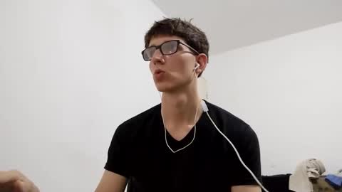 Facu online show from December 28, 8:26 am