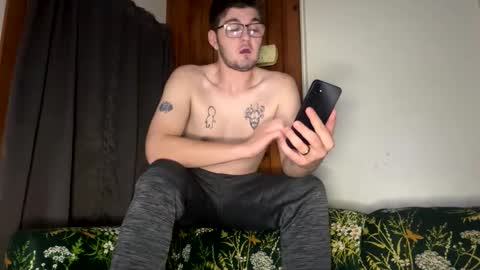 krimsoncircuit online show from November 25, 10:17 am