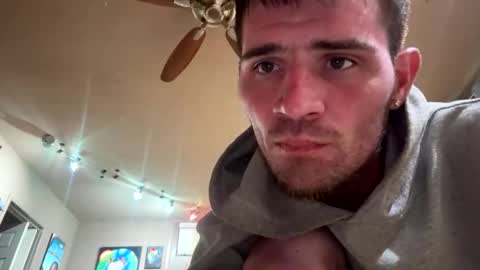 krispyholmes online show from May 8, 11:54 am