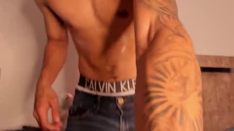 Kriss online show from February 24, 2:01 am