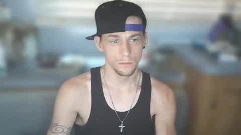 Snapshot of krytiar1992 chatting on September 15, 5:58 pm krytiar1992 online show from September 15, 5:58 pm