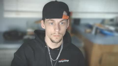 krytiar1992 online show from March 29, 8:25 am