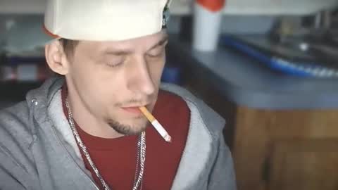 krytiar1992 online show from March 24, 7:13 am