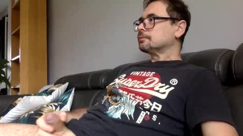 krzysztof1977 online show from December 21, 11:07 am