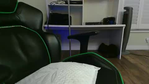 Kevin online show from November 3, 7:01 am