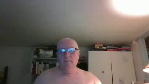 Kukken18 online show from May 20, 7:09 pm