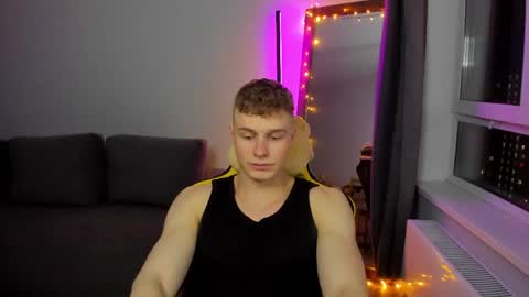 kurt_hanssen online show from March 22, 6:57 pm