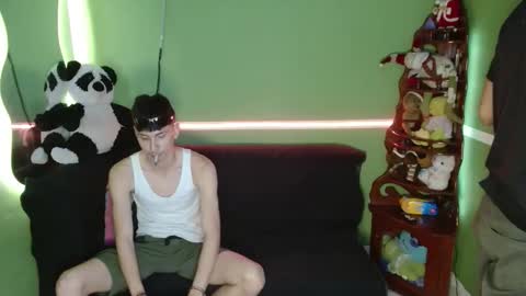 kurtwillms online show from December 2, 12:03 am