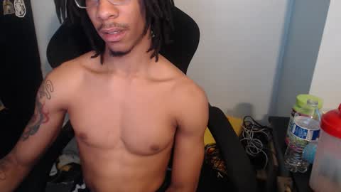 kwonder78 online show from April 4, 11:35 pm