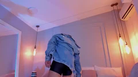 Kylliam Levis online show from February 11, 8:47 pm