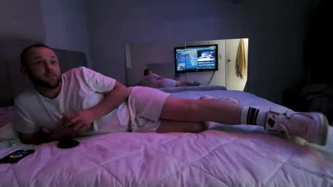 Hectic online show from November 4, 9:38 pm