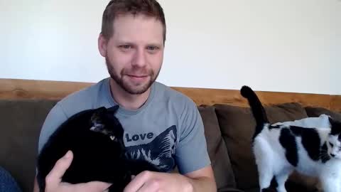 Snapshot of lancehardin chatting on October 28, 3:03 pm Lance online show from October 28, 3:03 pm