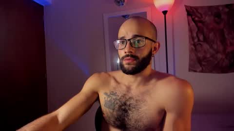 larry_stewart online show from March 5, 11:23 pm