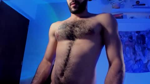 larry_stewart online show from December 18, 11:45 pm