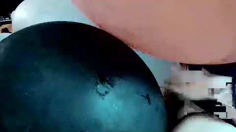 latexchris77 online show from March 7, 11:41 am