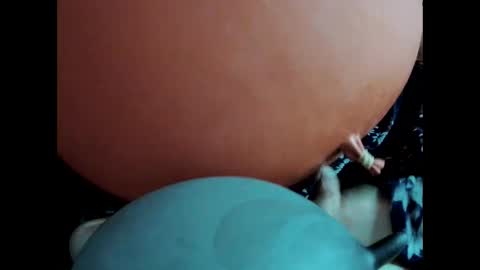 latexchris77 online show from December 16, 10:18 am