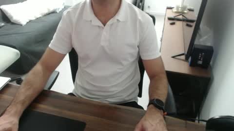 latexdave84 online show from January 12, 10:30 am