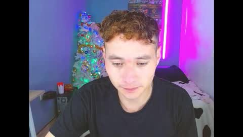 SANTI  AND JORDAN online show from November 25, 12:12 am